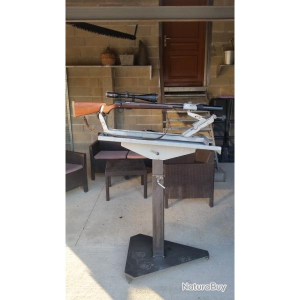 table r�glable  pour chevalet