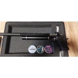 Artemis PP700 SA cal 5.5 + silencieux + valise Pelicase 1495