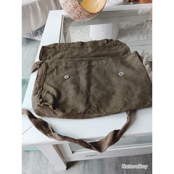 Musette fran�aise ww2 et pochette de bord
