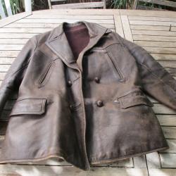 veste  cuir francais porte par un resistant ww2