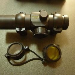Red dot SUTTER 1X30 avec ses protections , rail Picatinny