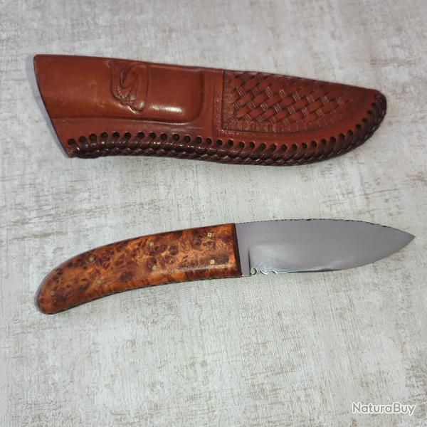 Couteau artisanal JUAN IGNACIO SAIZ - J.S. - Bois loupe - �tui cuir travaill�