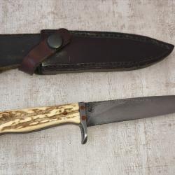 Couteau artisanal Tommaso CIANETTI - Lame Damas - Bois de cerf - &Eacute;tui cuir