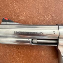 R&eacute;volver Smith & Wesson 686 4" , Calibre .357 Magnum