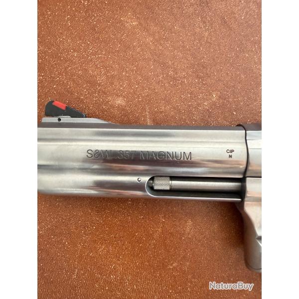 R�volver Smith & Wesson 686 4" , Calibre .357 Magnum