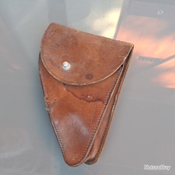 etui arme cuir