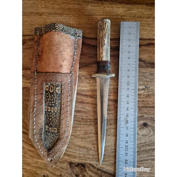 Couteau type styl�
