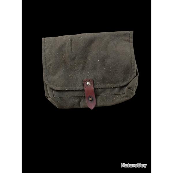 Porte chargeur 4 emplacements port � la ceinture forces sp�ciales zastava m76.