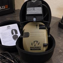 casque &eacute;lectronique green ranger avec housse rigide