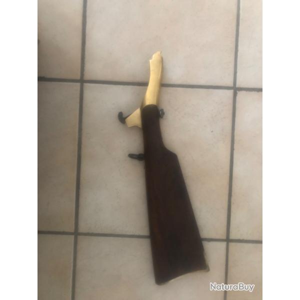Crosse d'�paule pour poudre noire