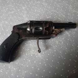 Revolver type Municipal cal.8mmCat&eacute;gorie D