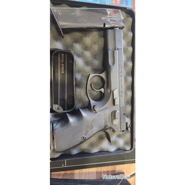 CZ75 B CALIBRE 9 LUGER