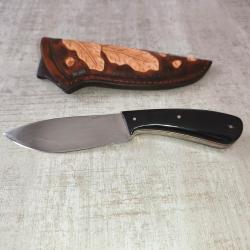 Couteau fixe artisanal ORSI - lame XC75 - manche corne de buffle - &eacute;tui cuir travaill&eacute;