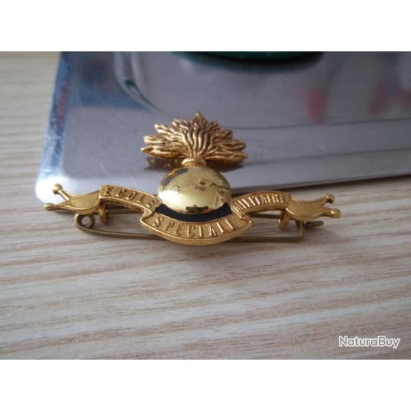 insigne b�ret �cole Sp�ciale Militaire (ESM) Saint-Cyr NEUVE !