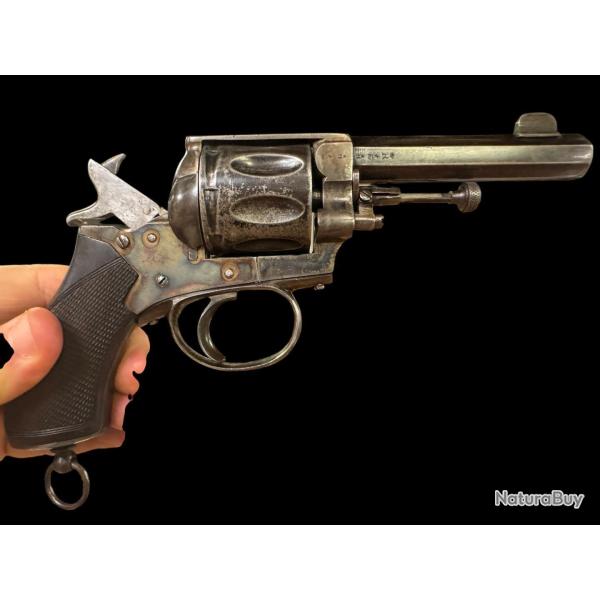 incroyable revolver de grande qualit� 8 coups en 7,5 nagant /7,5 suisse