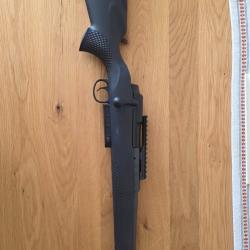 Carabine &agrave; culasse lin&eacute;aire Mauser M25 cal. 30-06