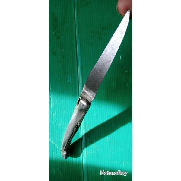 ANCIEN LAGUIOLE DEUX FONCTIONS :  "  BESSET JEUNE   "  .  AVEC ATTACHE SUR RESSORT . MI 20Eme .