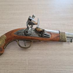 Pistolet &agrave; silex de style Mamelouk