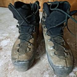 Chaussures Trango Alpine GTX La Sportiva (Couleur : Mocha / Jungle- pointure : 43.5