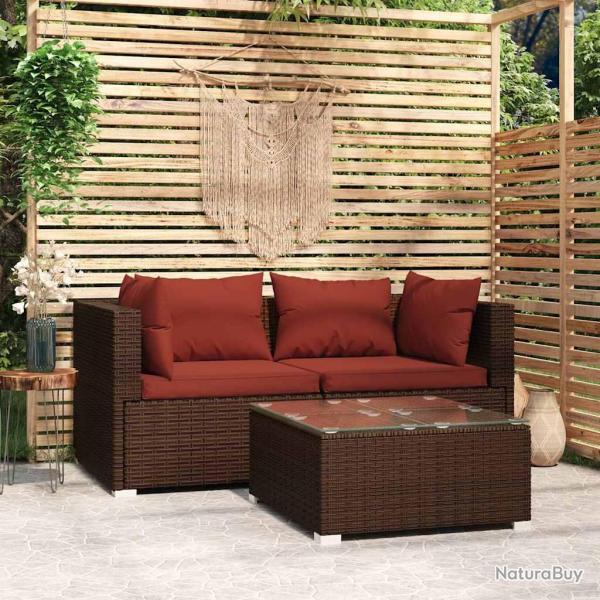 Salon de 3 pi�ces avec coussins marron en r�sine tress�e pour la terrasse
