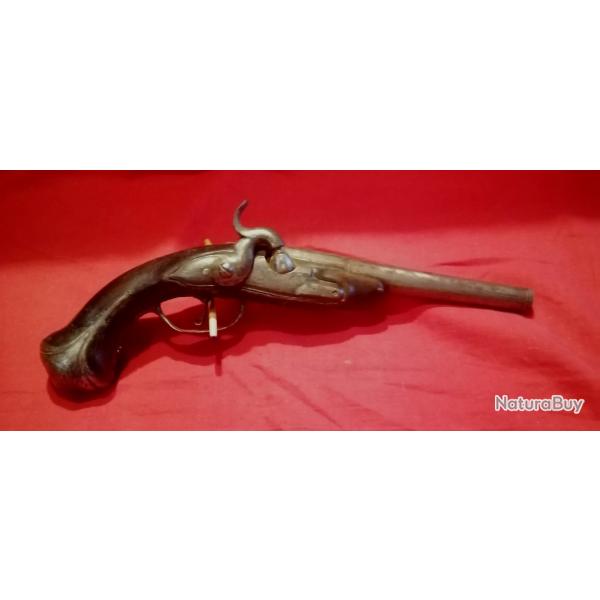 pistolet XVIII transform�s � percution Fran�ais