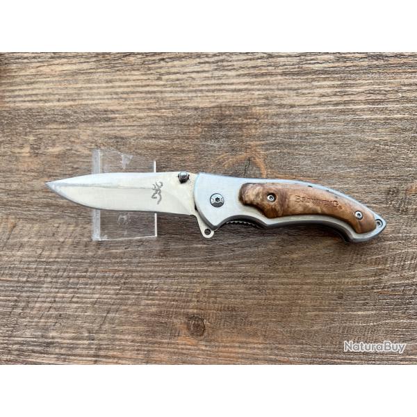 Couteau Browning en acier inoxydable et manche en bois