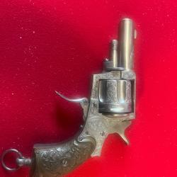 Revolver The Terrific calibre .320