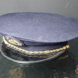 Ancienne casquette d'officier ou d'ing&eacute;nieur, ann&eacute;es 1945 &agrave; 1970