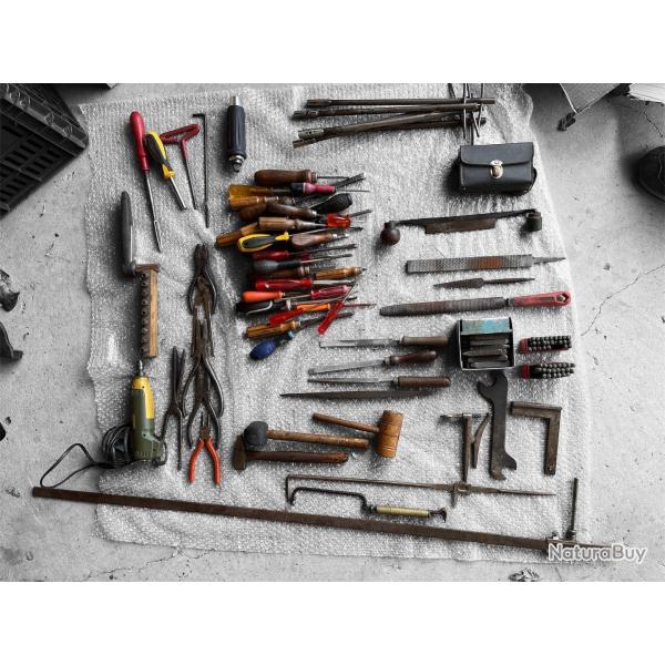 Lot d'outils armurier