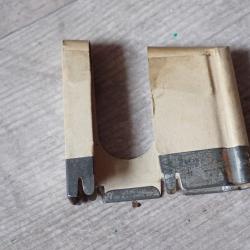 Lame chargeur, clip blanc pour 6 cartouches d'exercice pour fusil suisse GP90