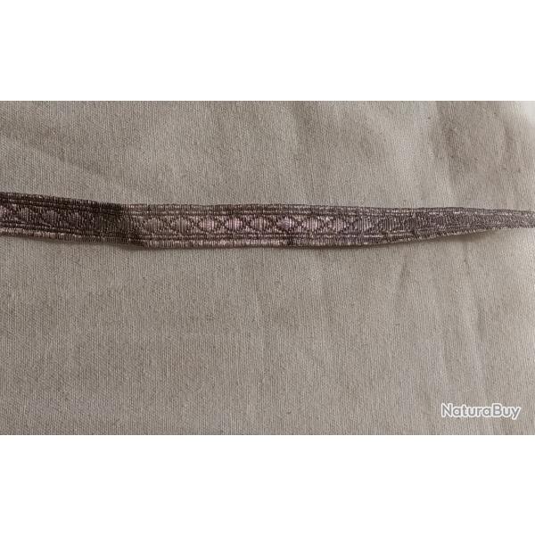 Ruban argent� pour 1 col de veste et 2 �paulettes WW2   ( A10 )
