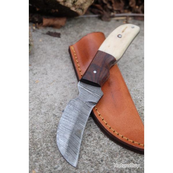 Couteau Griffe Lame Acier Damas 256 Couches Manche Os/Bois Etui Cuir Fabric Artisanale