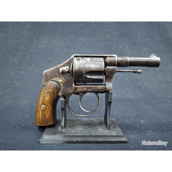 Revolver hammerless Liegeois, Cal. 8mm92 - 1� sans prix de r�serve !!