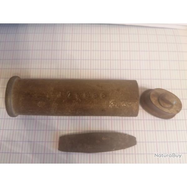 Chassepot ou Gras Tube d'entretien avec tournevis et huilier ww1