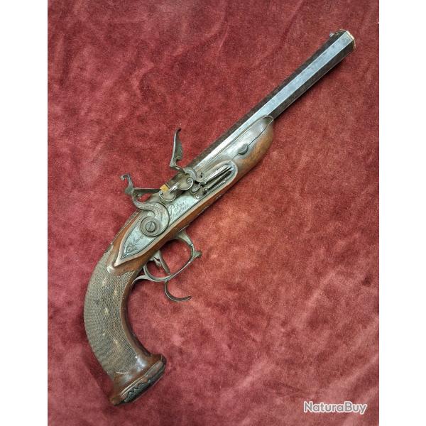 Rare pistolet d'officier ou de tir � silexPerin � Poitiers �poque Empire.