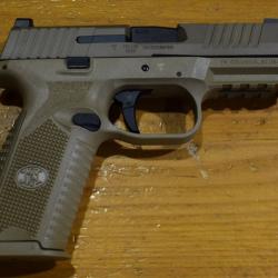 PISTOLET SEMI AUTOMATIQUE FN 509 CAL 9X19 FDE neuf