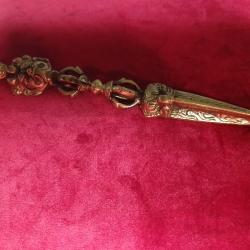 Ancien phurba tib&eacute;tain, instrument rituel bouddhiste