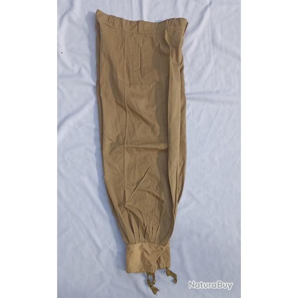 Saroual mod�le 1952 toile kaki clair AFN compagnie Saharienne L�gion port�e