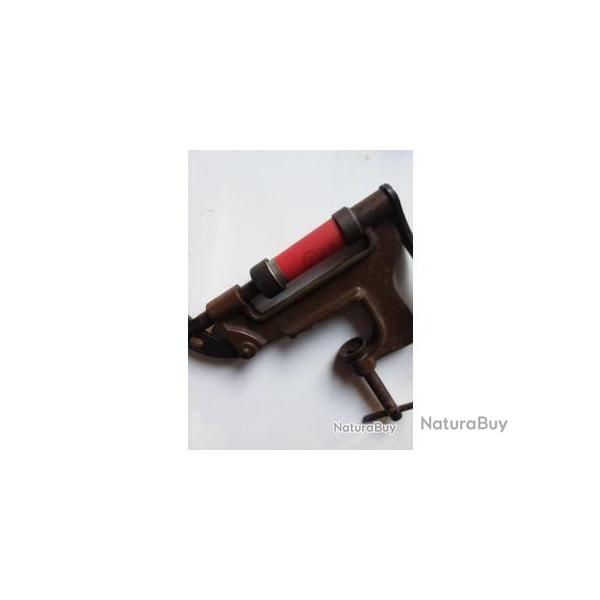 Sertisseur calibre 12x70