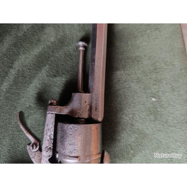 Pistolet 7 mm