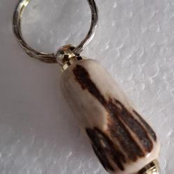 porte cl&eacute; artisanal en bois de cerf