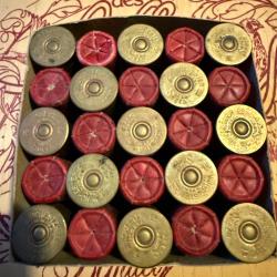 25 anciennes cartouches Winchester Super Speed - Cal. 12/70 - &Eacute;tui papier rouge - Collection - Marqu