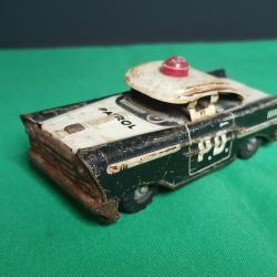 rare miniature de voiture de police am&eacute;ricaine aux marquages "PATROL" et "P.D.