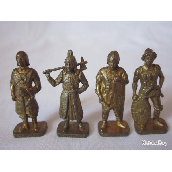 KINDER - LOT 4 FIGURINES M�TAL 35 mm : HUNS N� 1 � 4 / K 95 n 107 � 110