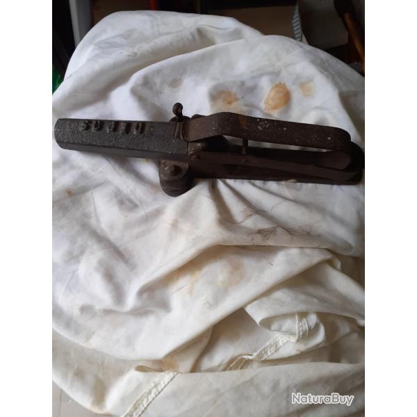 Pi�ge �  feu tr�s  ancien