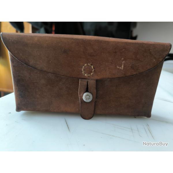 Pochette cuir