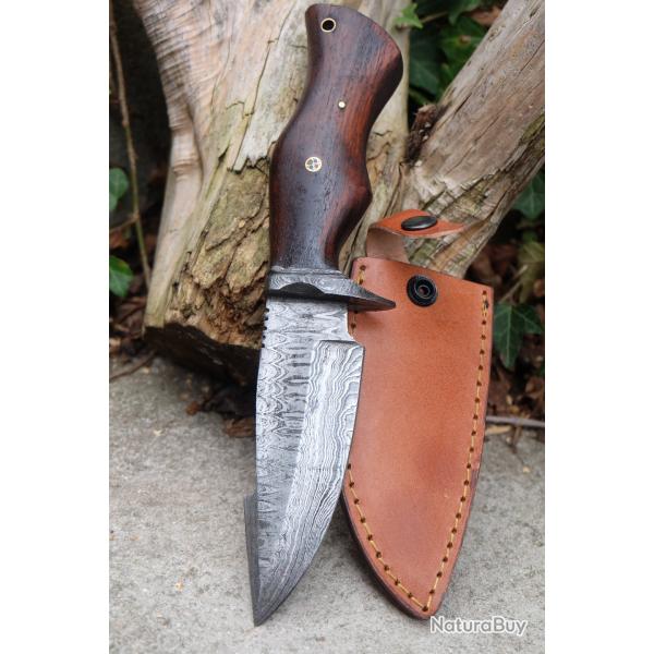 Couteau Skinner Lame Acier Damas 256 Couches Manche Bois Garde Damas Etui Cuir Fabric Artisanale