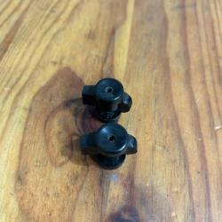 Fond / talon de chargeur Luger P08 en backelite - reproduction - lot de 2 pi&egrave;ces