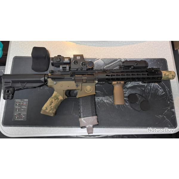 R�plique M4 AEG AIRSOFT - SAIGO DEFENSE KENJI LONG S TAN - UPGRAD� - Eotech X3 - Milsim +7 Chargeurs