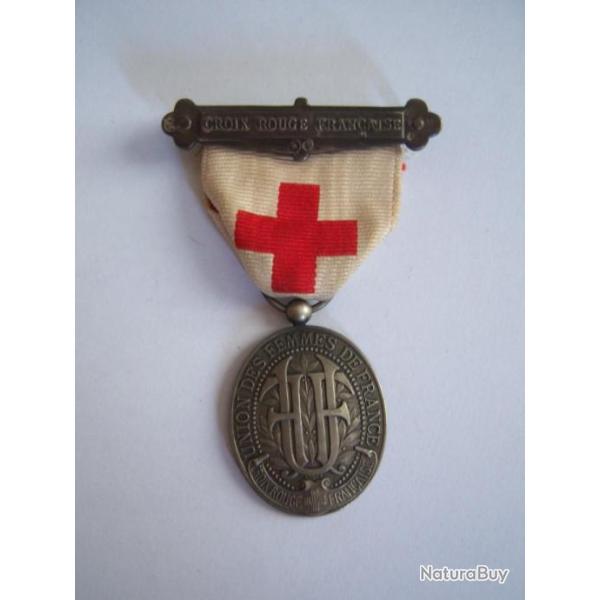 MEDAILLE CROIX ROUGE FRANCAISE UNION des FEMMES de FRANCE m�daille en argent x